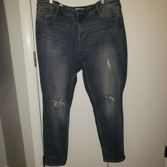 Vigoss 20 Jagger Skinny distressed jeans